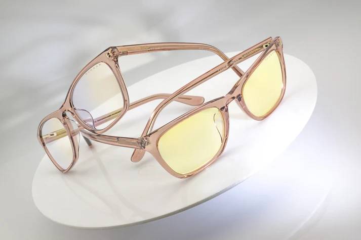 GUNNAR Optiks Tindra Okuyucuları Tanıttı, Kadınlar İçin Tasarlandı